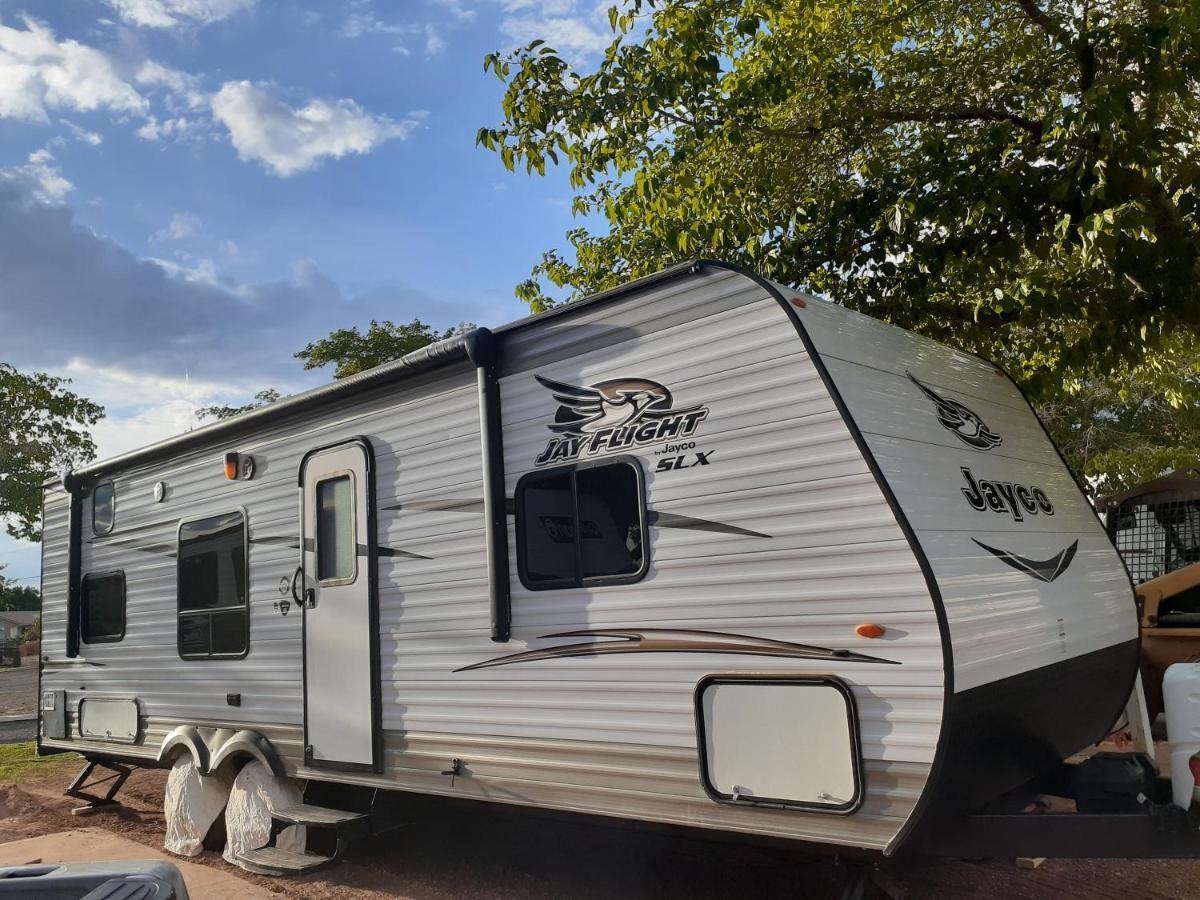 فندق 2017 Camper Located At The St. George Rv Park! المظهر الخارجي الصورة